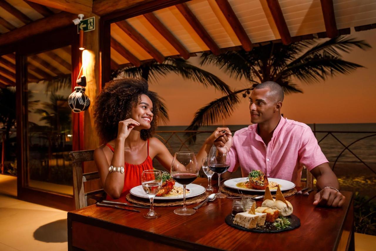 La Torre Resort All Inclusive Порту-Сегуру Екстер'єр фото A couple dining at a restaurant